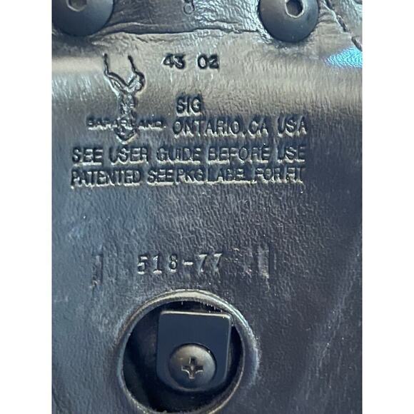 SAFARILAND sig 1715 518 74 gloss black PADDLE LEATHER HOLSTER RH - Picture 7 of 7